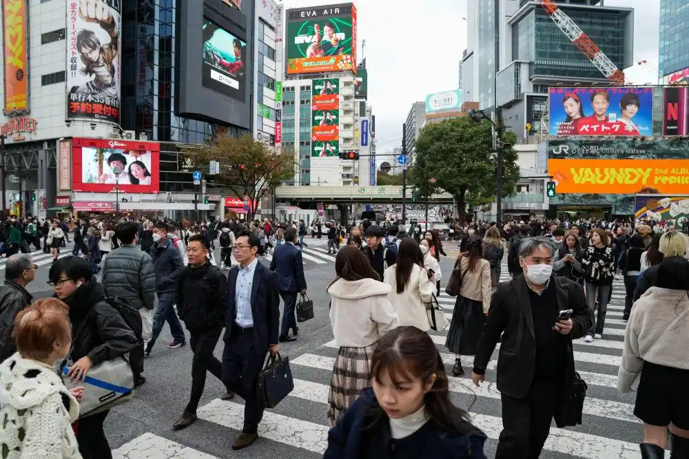 日本海外净资产排名_日本外汇储备世界排名_日元贬值对日本经济影响